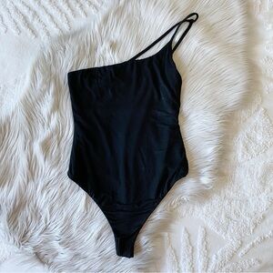 Lovers and Friends Lexy one shoulder bodysuit